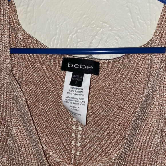 🚫SOLD🚫 Pretty Bebe knitting Vest - Picture 3 of 3